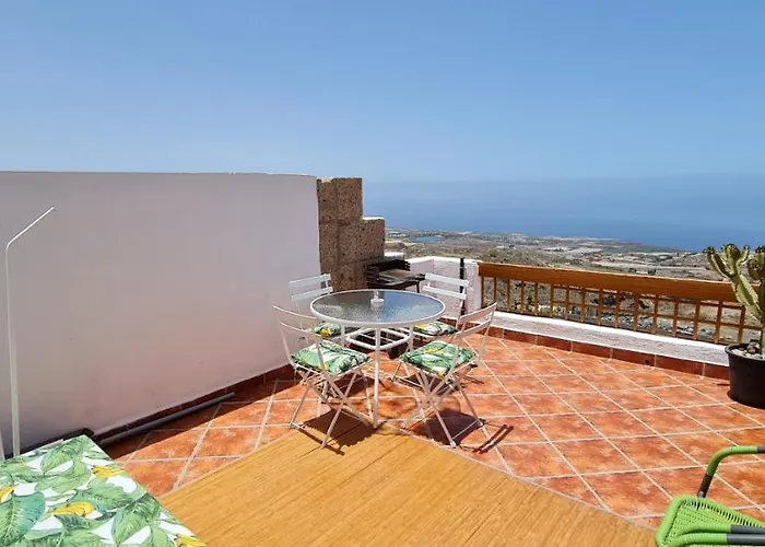 Lovely Two Bedroom With Amazing View Tejina de Isora