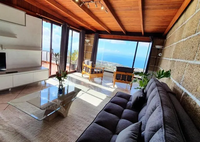 Apartmán Lovely Two Bedroom With Amazing View