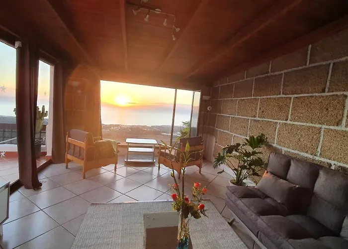 Appartement Lovely Two Bedroom With Amazing View