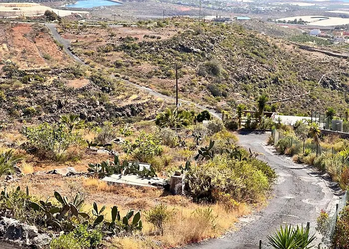 Lovely Two Bedroom With Amazing View *